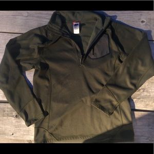 The North Face Qtr Zip Pullover